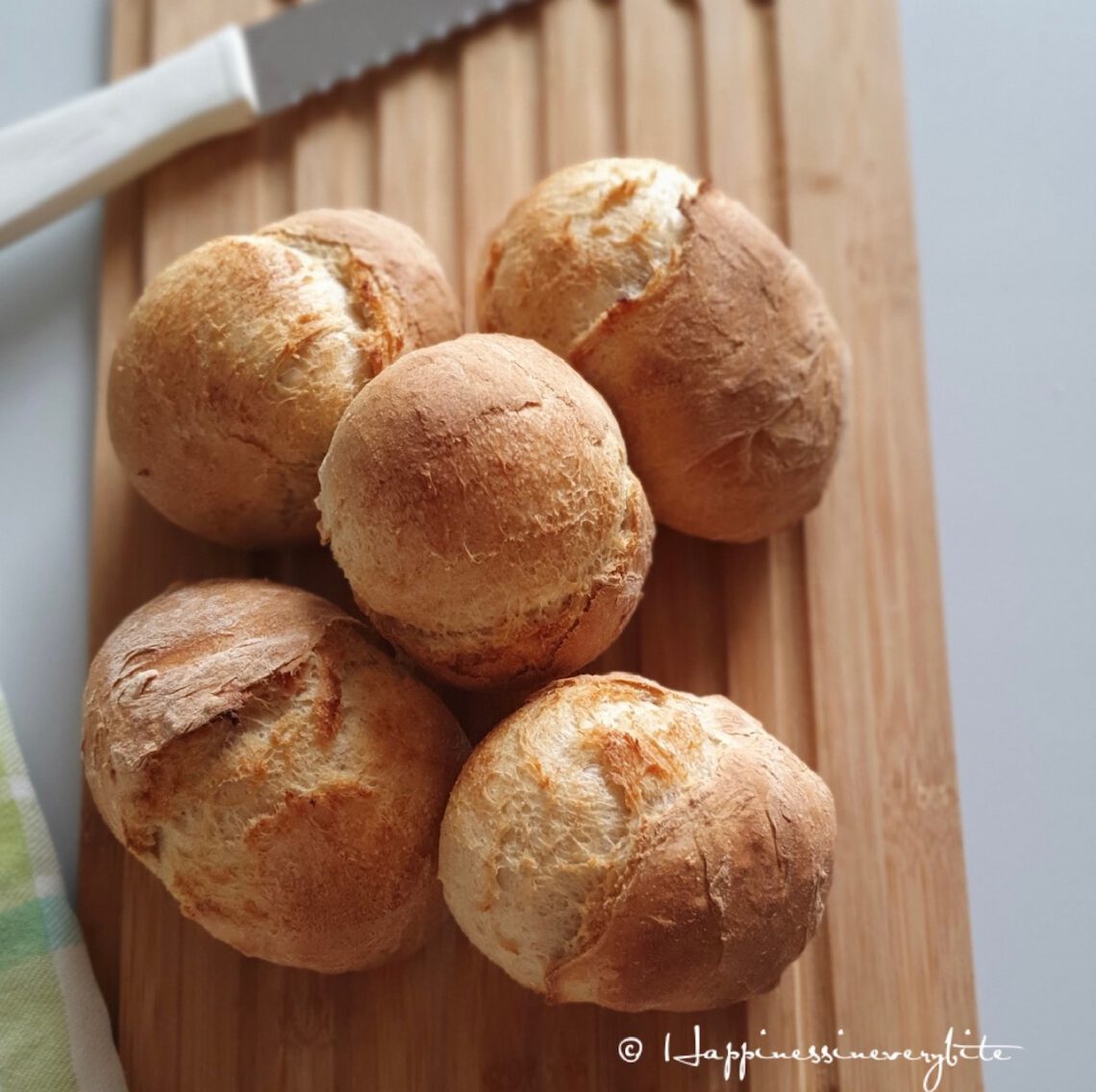 Easy-peasy breakfast rolls