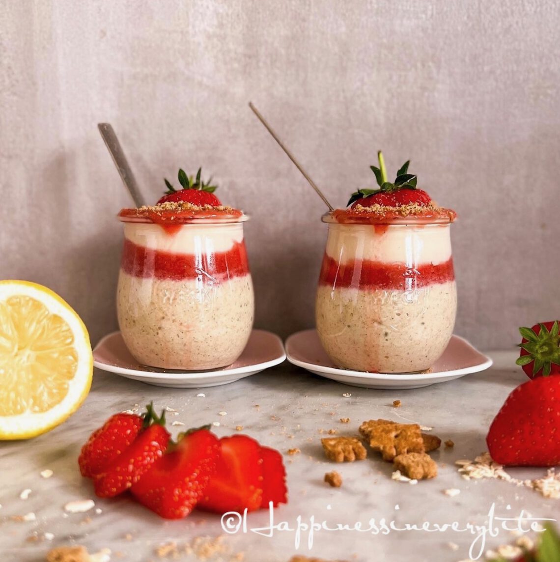 Strawberry Cheesecake Oats