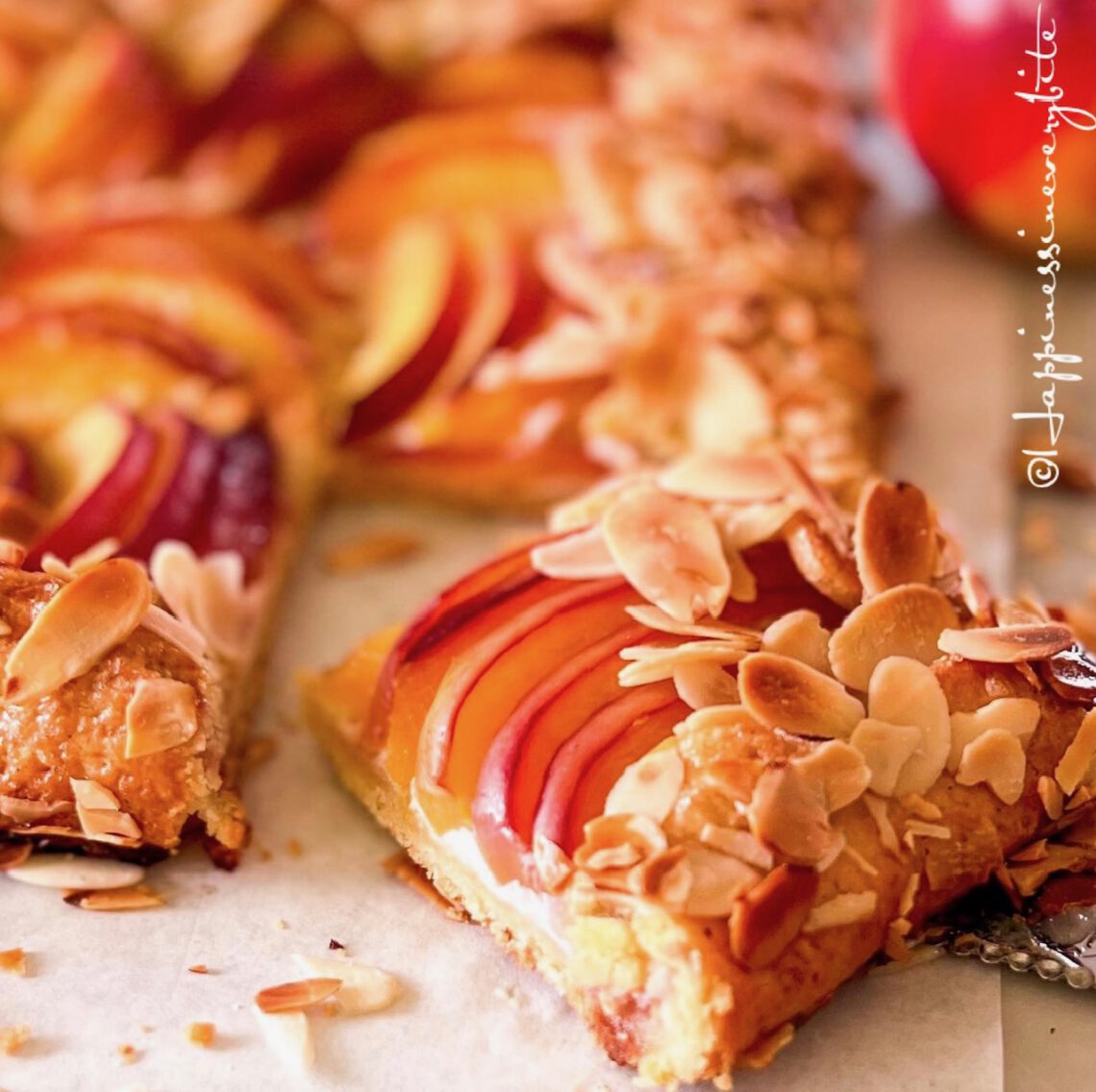 Fruity nectarines Galette with almond paste