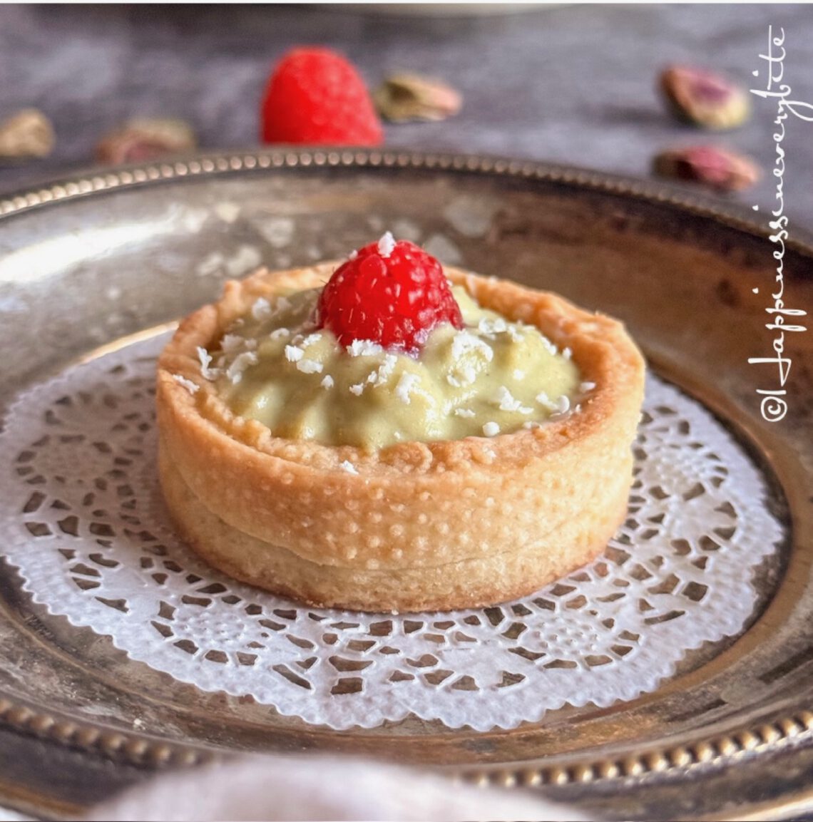 Pistachio tartelettes