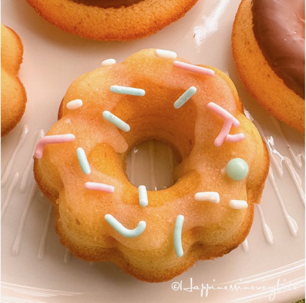 Baked Vanilla Donuts